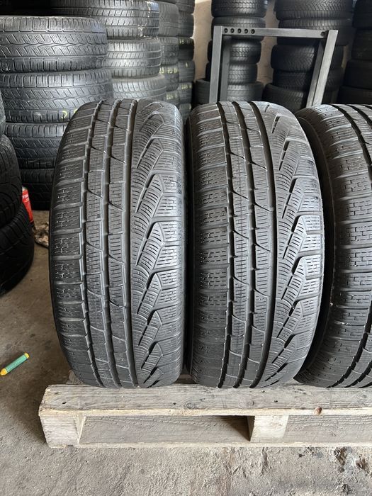 4 anvelope de iarna 225/50/17 pirelli runflat!