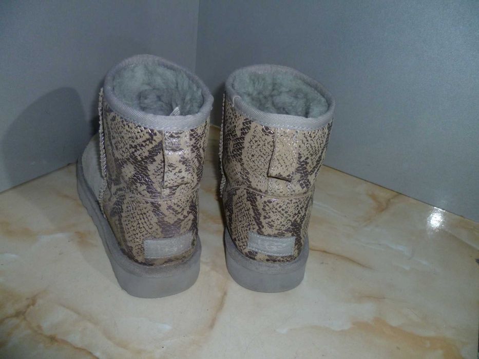 UGG оригинални ботуши №39