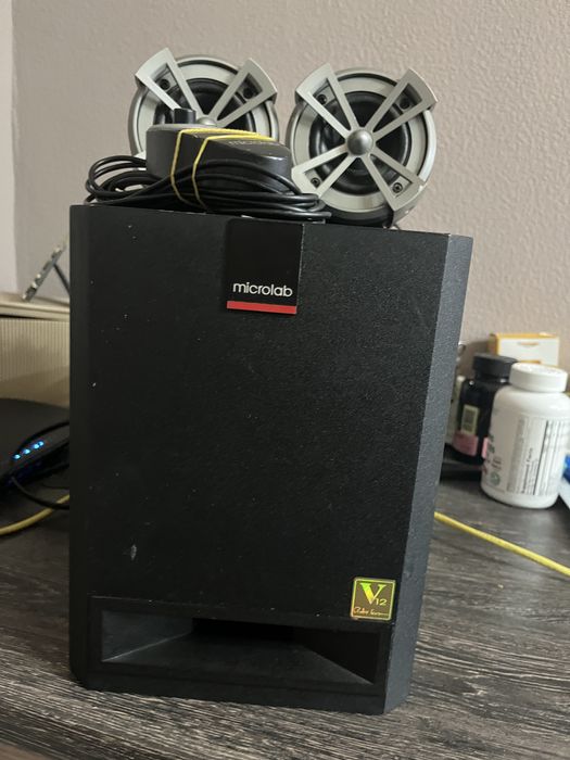 Microlab сабвуфер и колонки
