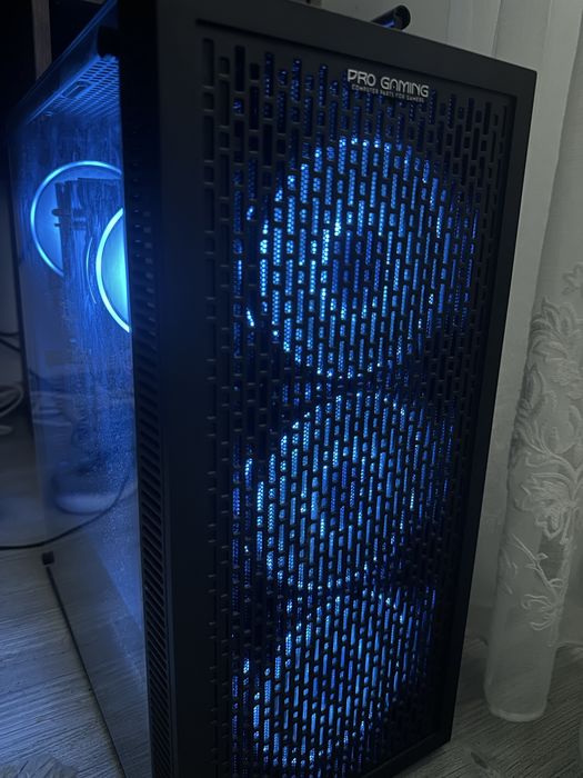 Vand pc pentru gaming