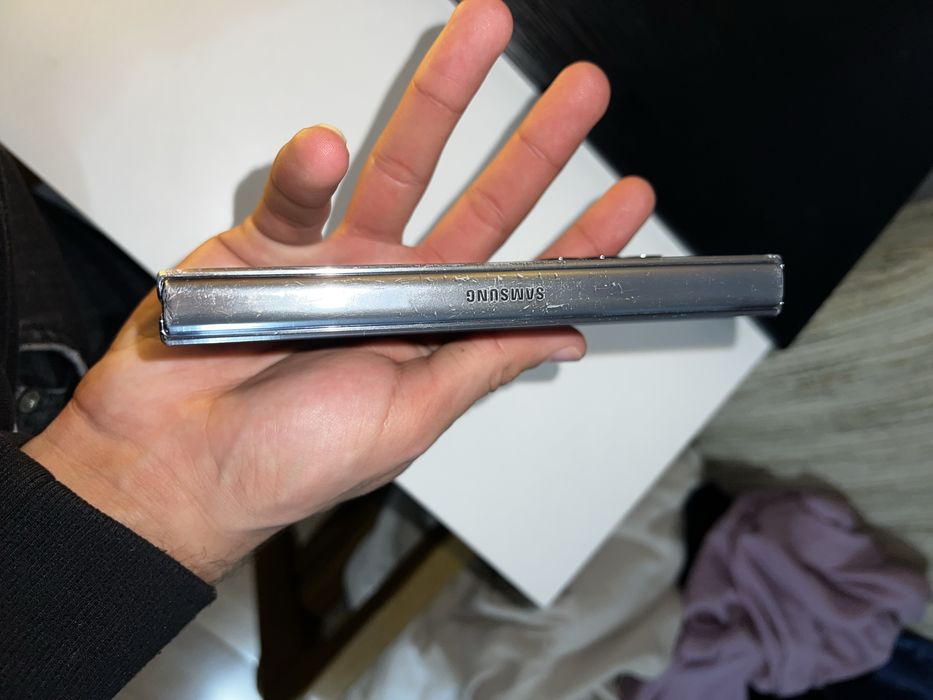 Samsung galaxy fold 4