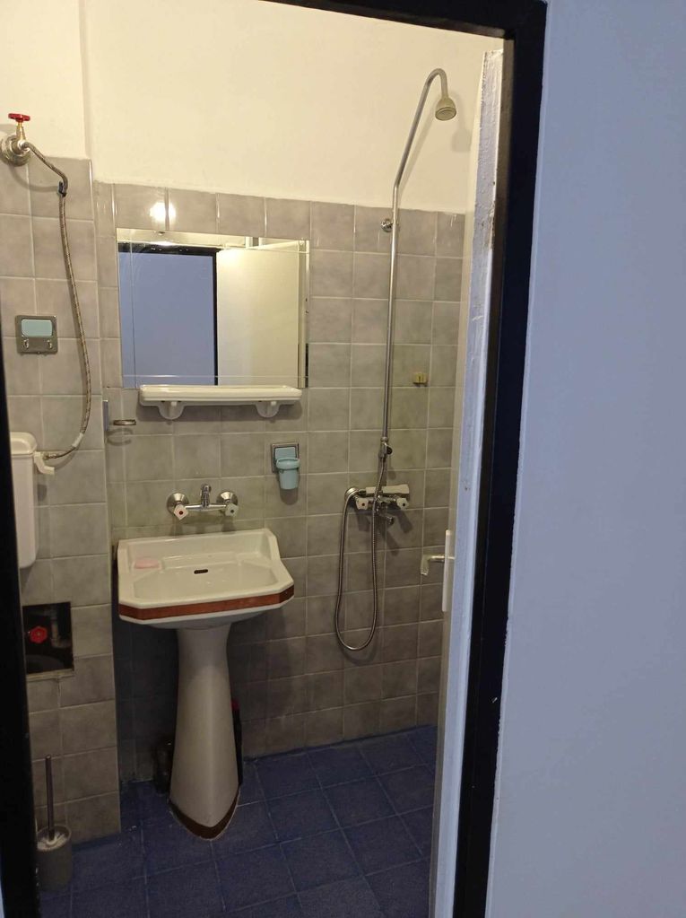 Продава се Тристаен апартамент в Габрово, Трендафил 2 - 56 кв.м за 774 €/кв.м - Снимка #6