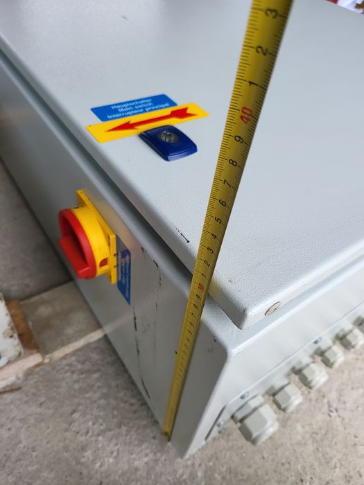 Vand tablou electric / cutie metalica  pentru sigurante / automatizari