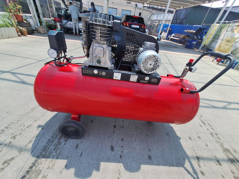 Compresor 200 l Nucor 3 Cai putere 220 v