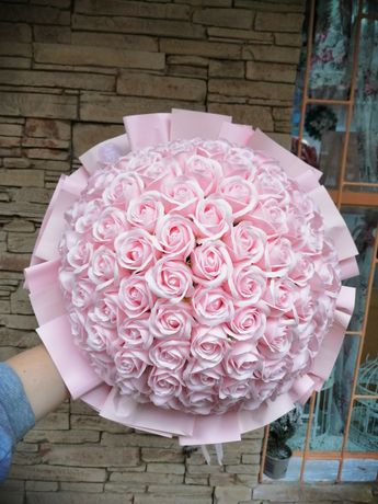 Buchet parfumat 101 trandafiri săpun/roz/roșu/cadou Valentine's Day