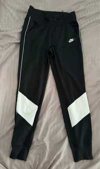 Pantaloni nike - -