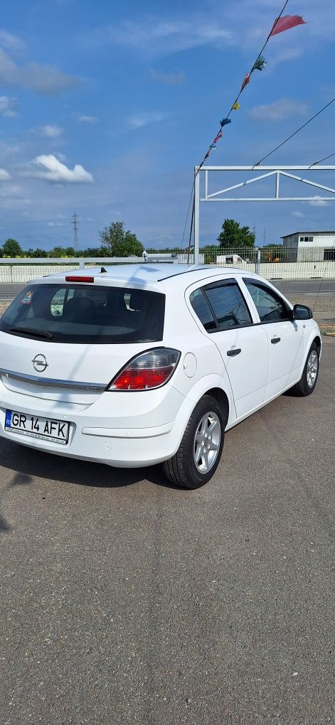 Opel Astra h 1.3 CDTI