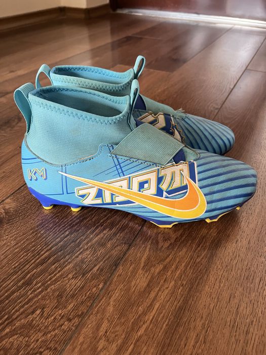 Бутонки Nike KM mercurial