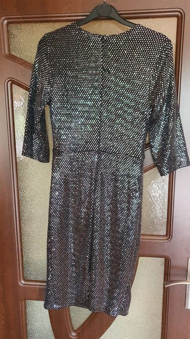 Vând 3 rochii elegante