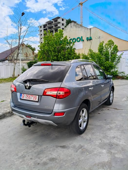 Renault Koleos 2.5i Benzină