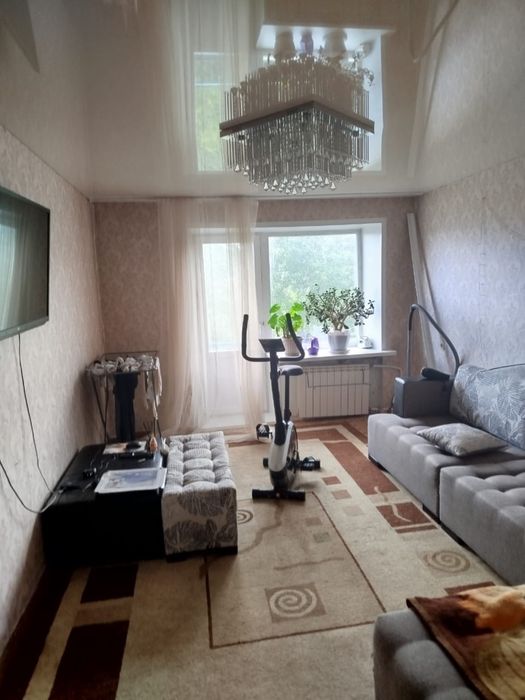 Продаем Квартиру на 6 районе !!