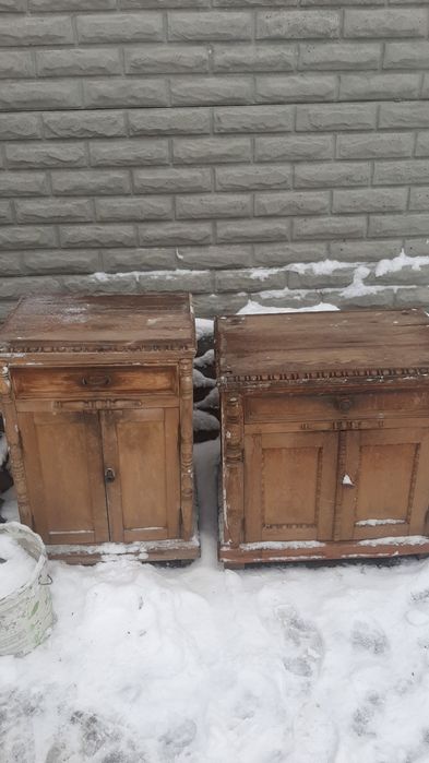 Тумбочки натуральное дерево