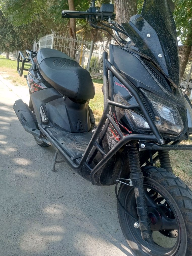 Skuter 80 Kuba 6 ming km