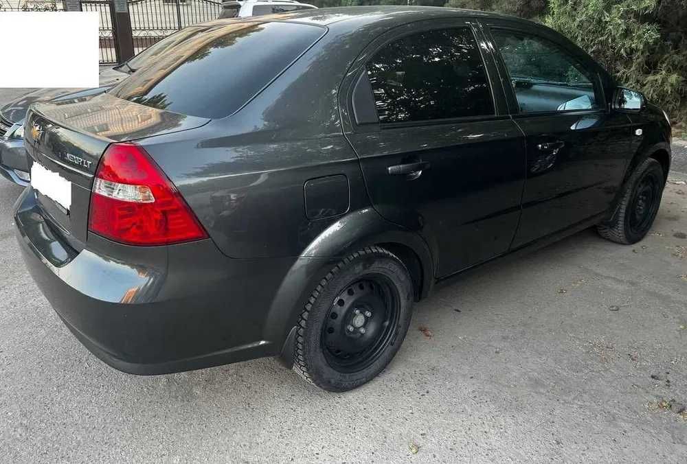 Продам свою Chevrolet Nexia 3 LT.