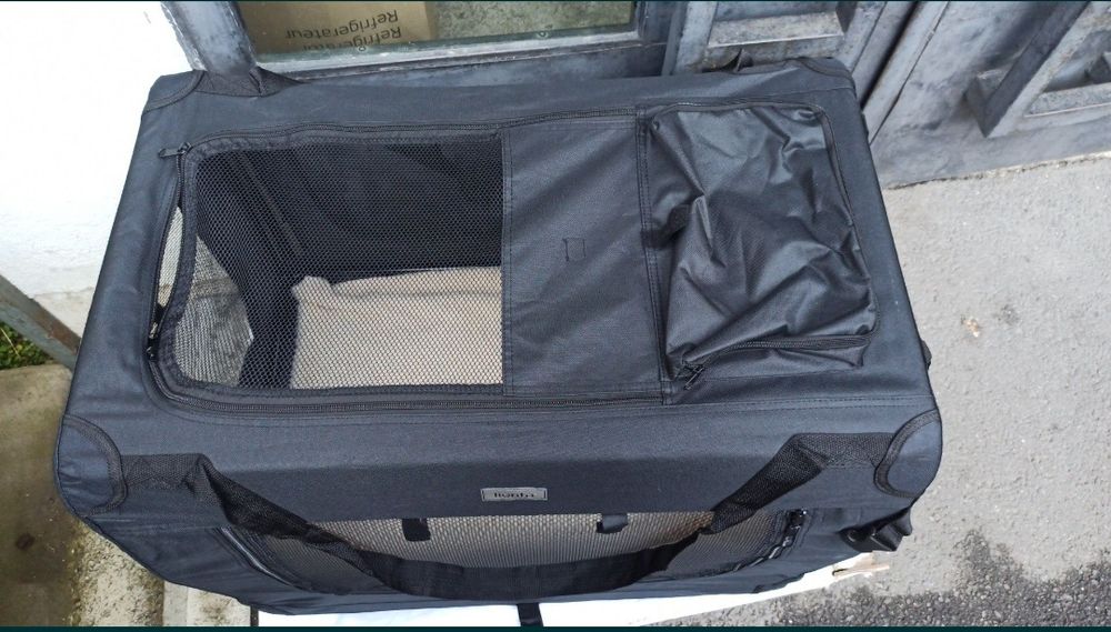 Geanta pentru transportul animalelor de companie. (NOUĂ)