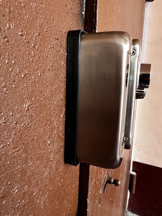 ANDEL / GUGARD подкладки под замок ответной планки