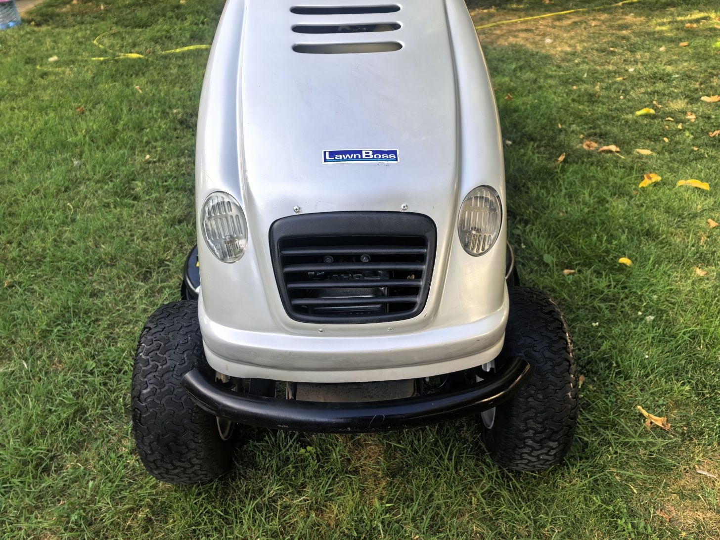 LAWN BOSS 6015H Тракторна косачка Трактор 15,5 к. с