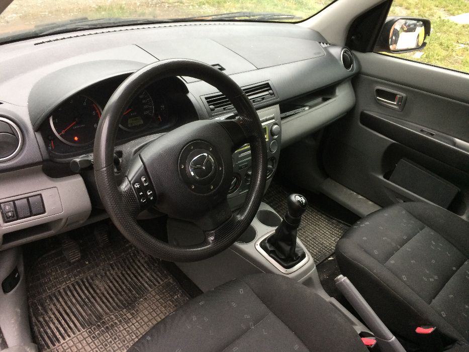 Mazda 2 1.4hdi 68к.с. на части