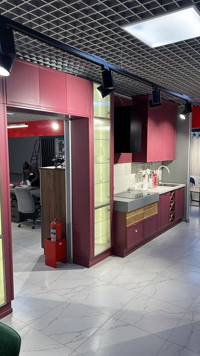 Продам Кухню Мария