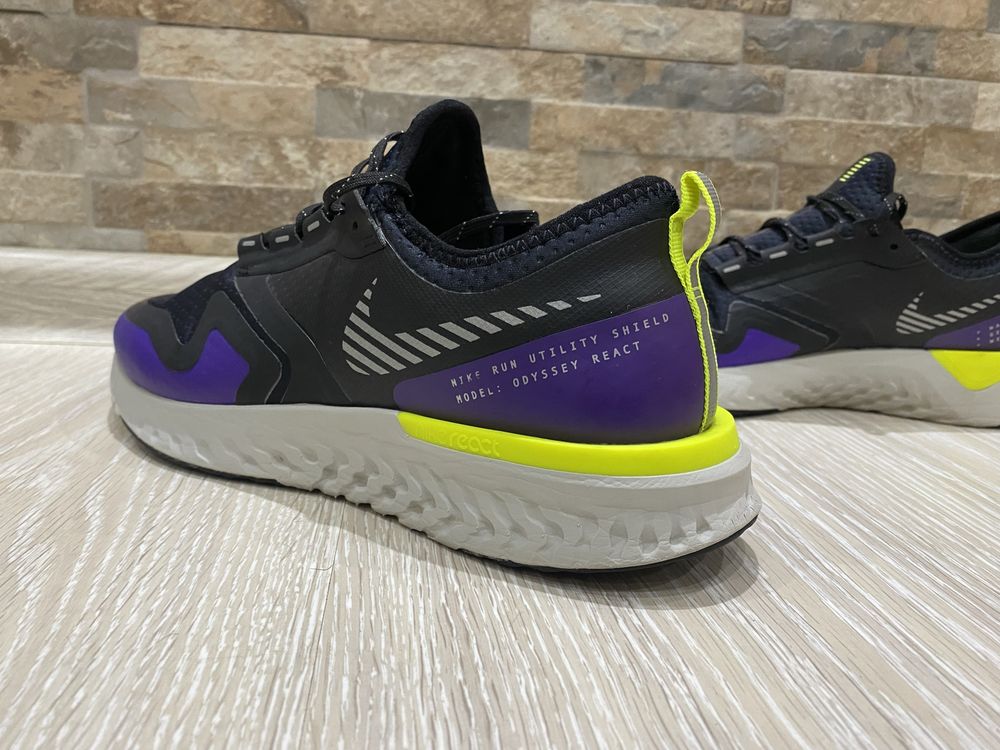 Nike React номер 43