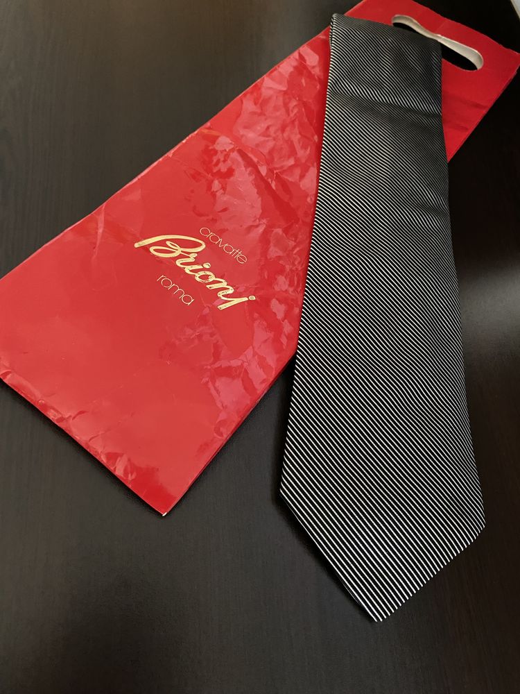 оригинална вратовръзка Brioni Italy