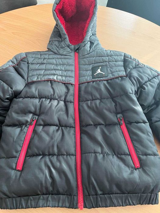 Детско зимно яке Air Jordan 10-12г.
