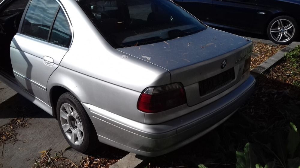 Dezmembrari  BMW 5 (E39)  1995  > 2004 520 d Motorina