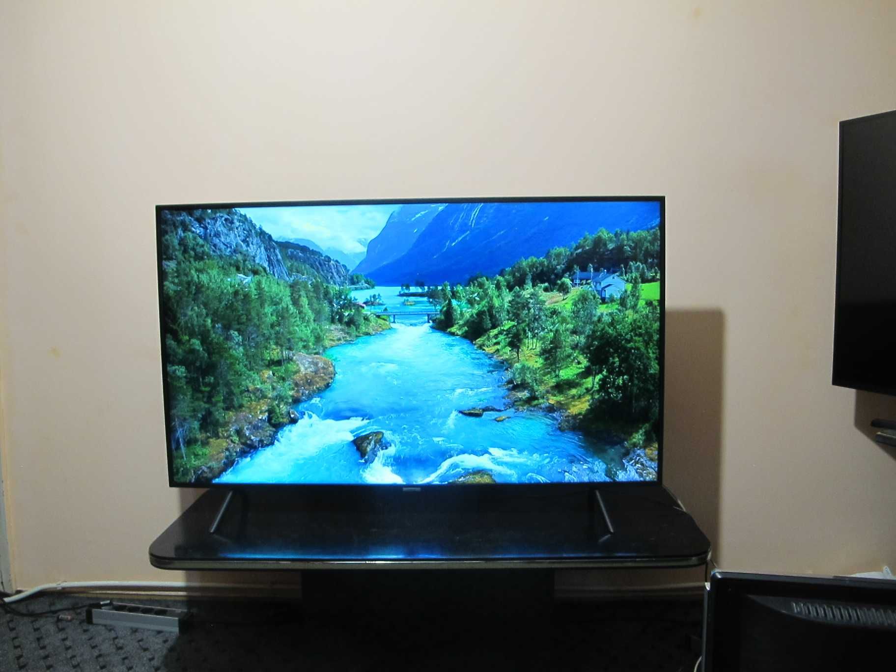 Televizor Led Smart Ultra 4K Samsung 139cm model UE55NU7179