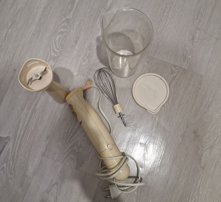 Погружной блендер Scarlett