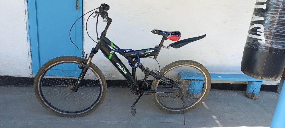 Продам спортивный велосипед