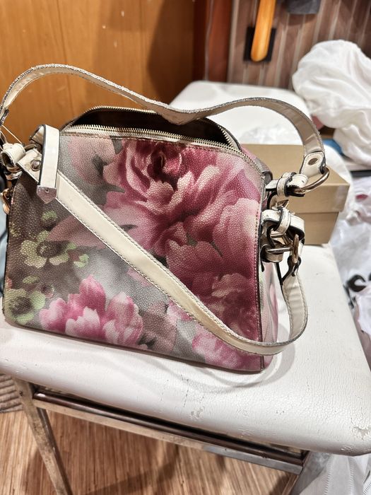 Продам летние Сумки 4000 бу