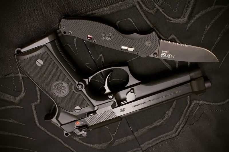 CEL MAI PUTERNIC Pistol Airsoft Taurus PT92 FullMetal 6jouli