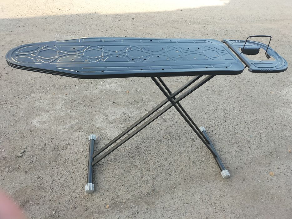 Продается гладильная доска.