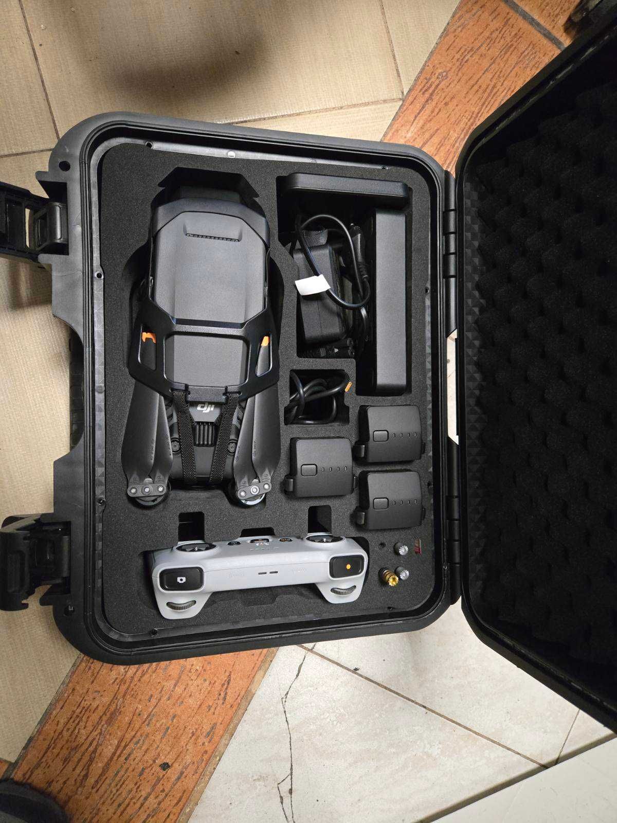 Дрон DJI Mavic 3 Pro