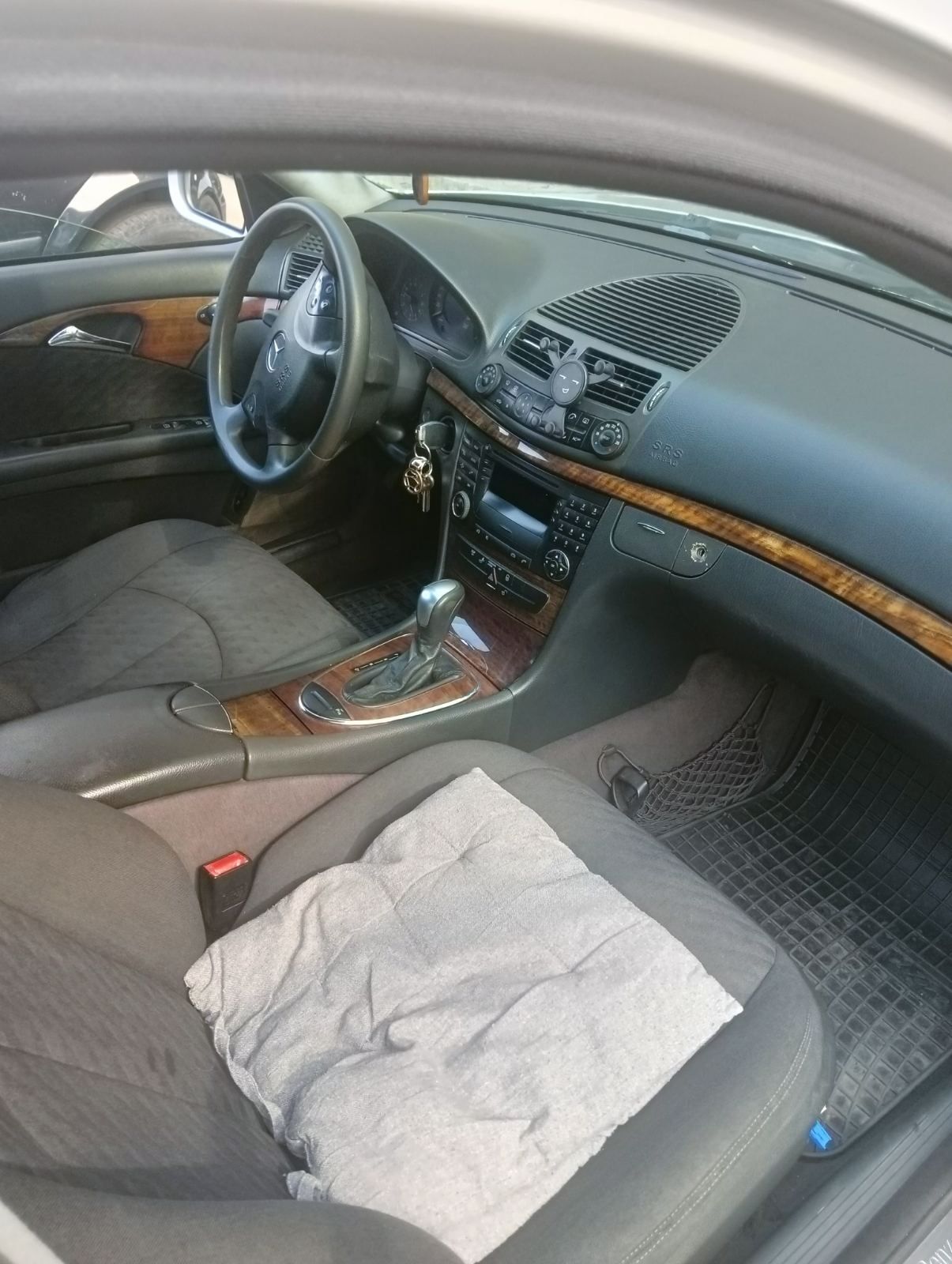 Мерцедес  w 211. Е класа 2,7