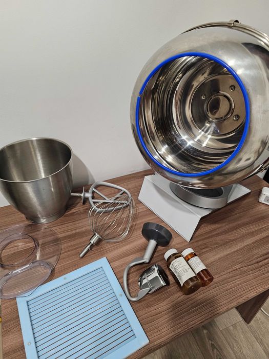 Продам дражератор + кухонный комбайн Kenwood Chef XL 1200