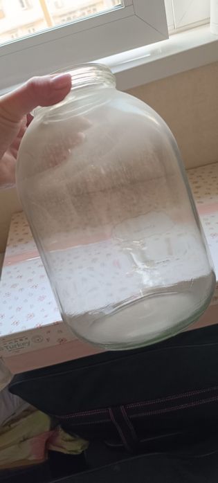 Продаются  банки