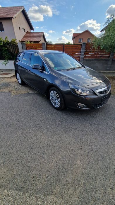 Se vinde acest Opel Astra J 2.0 Cdti