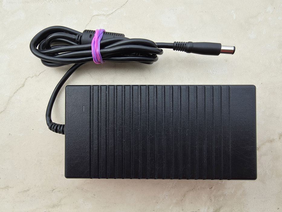 Alimentator Dell 19,5V 7,7A 150W mufa 7,4mm