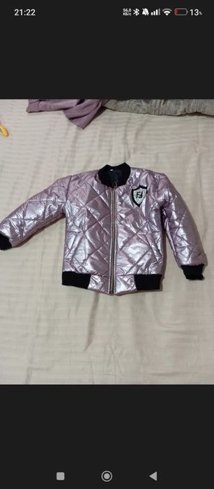 Продаю детские вещи