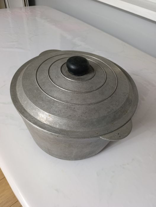 Казан чугун 10 л б/у