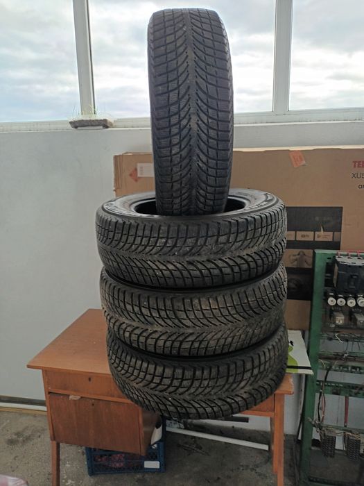 Anvelope de iarna 235 65 17 MS Michelin