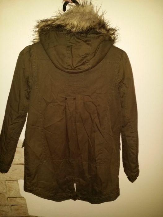 Geaca fete New Look,marimea 10/11 ani,140/146 cm,stare buna