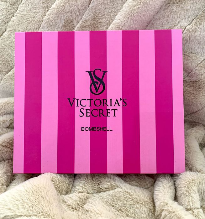 Victoria’s Secret Bombshell
