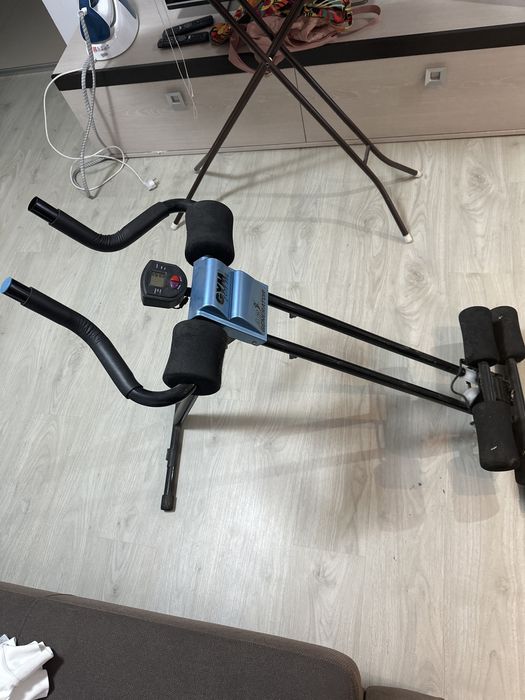Aparat fitness ab generator