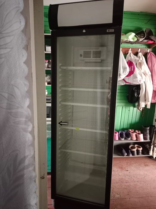 Холодильник техника