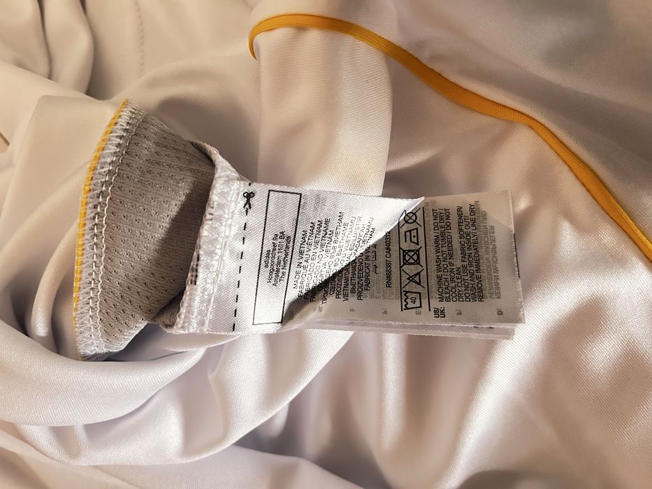 Real Madrid home kit