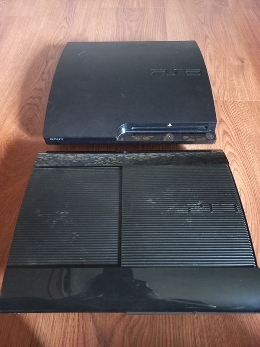 Ps3 super slim 500 gb.