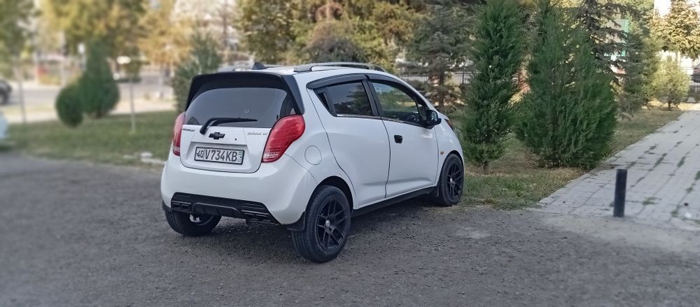 Spark сотилади срочно