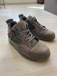 Air Jordan retro 4 kaws